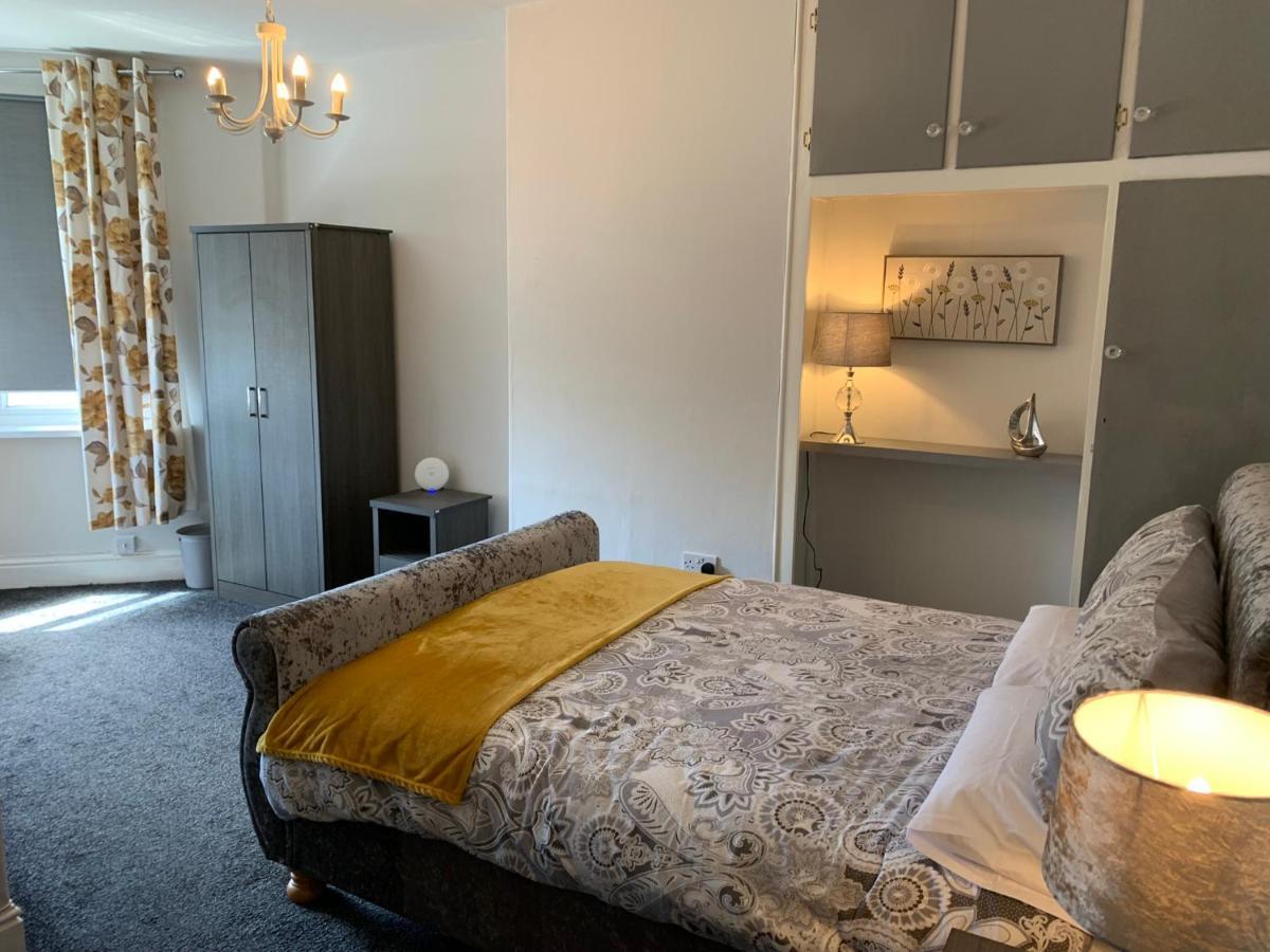 Heather Glen. Six Bedroom Home Near The Sea. Blackpool Eksteriør billede